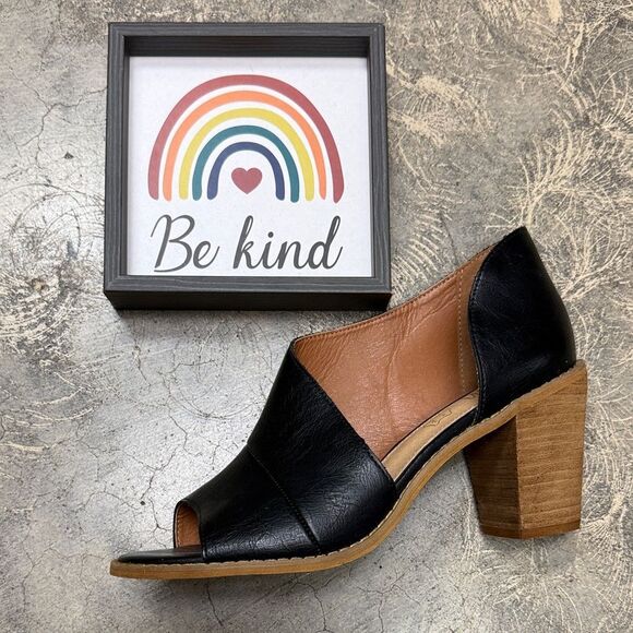 Mi.iM Shoes - Mi.iM Black and Tan Peep-Toe Block Heels